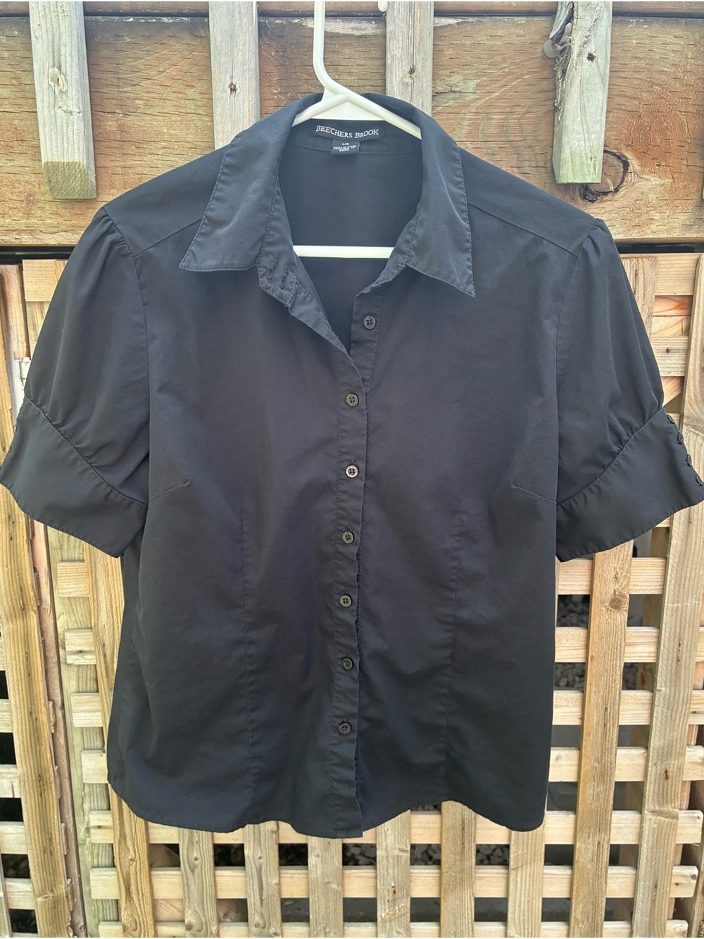 Beechers Brooks Black Short-Sleeve Button-Up Blouse